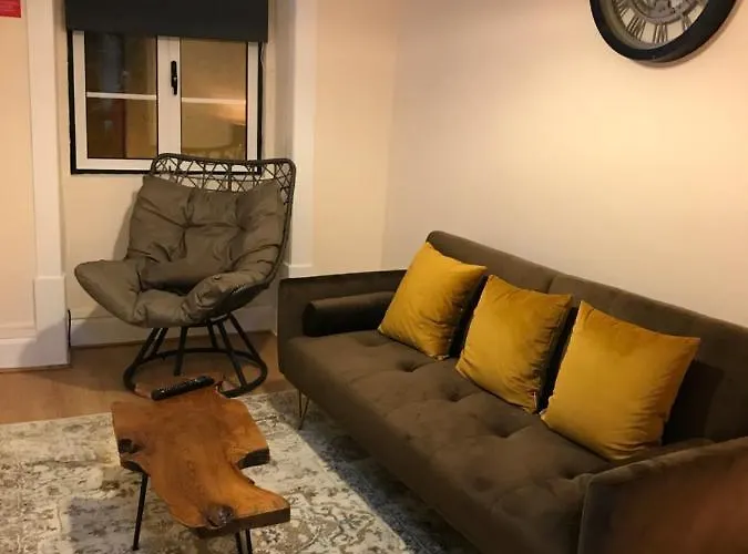 Miguel Torga Typical Lägenhet